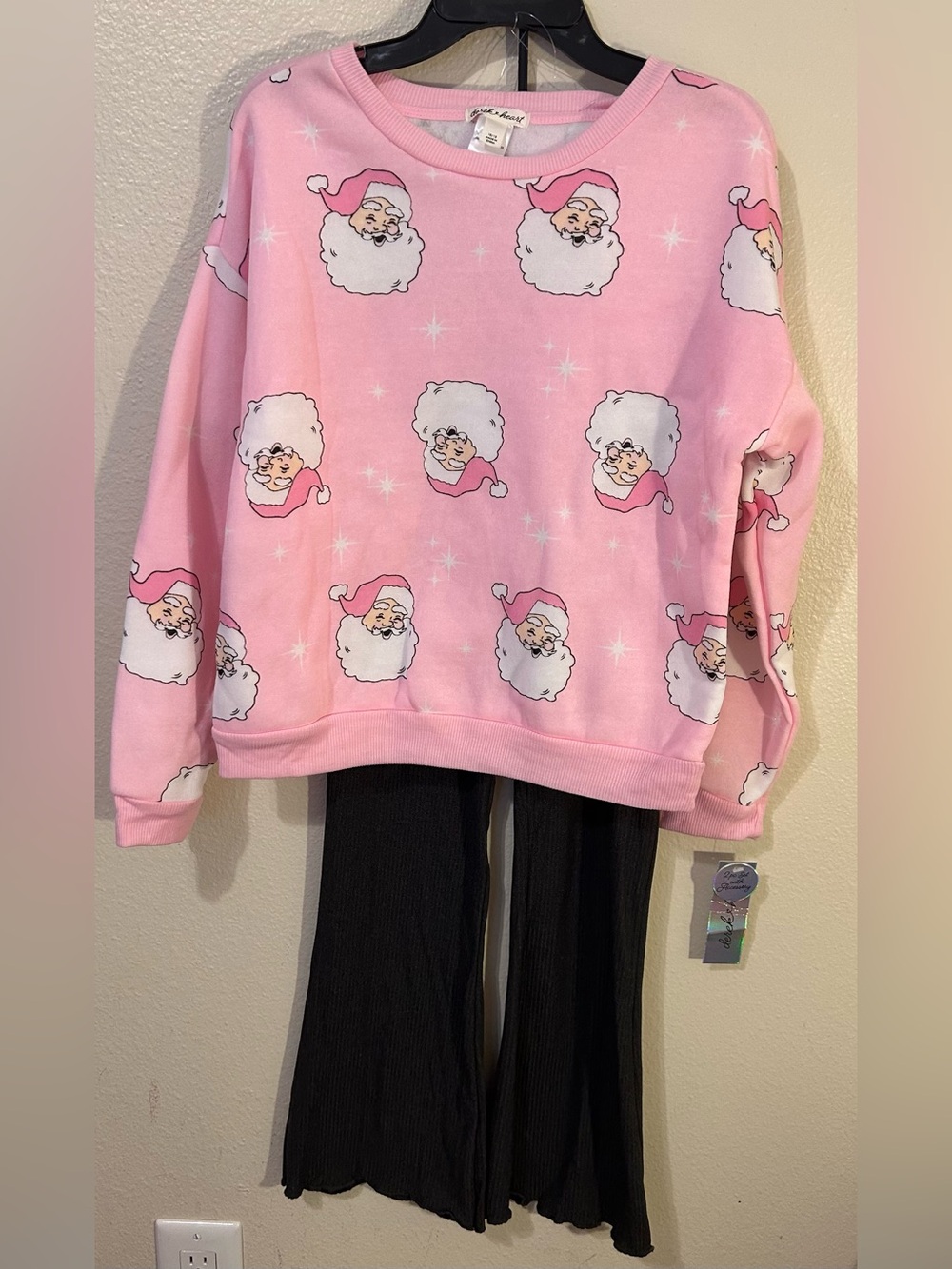 Derek Heart Pink & Gray Santa Pant Set Girls Size 10/12 w/ Hairbow NWT
